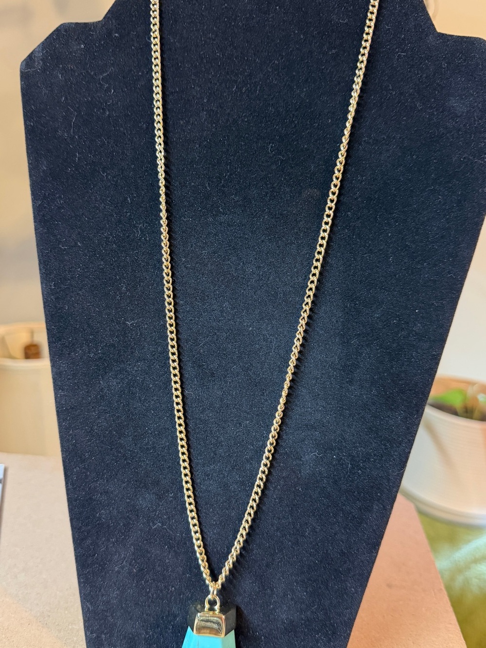 Gold Tone Chain Necklace with Pendant